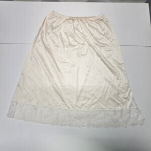 Vintage Vanity Fair Beige Half-Slip Skirt Lace Trim Small 22" Deadstock Glam